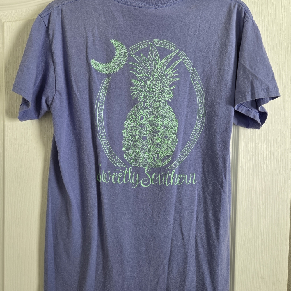 Sweetly Southern Pineapple Graphic Tee - Lavender with Mint Green Print